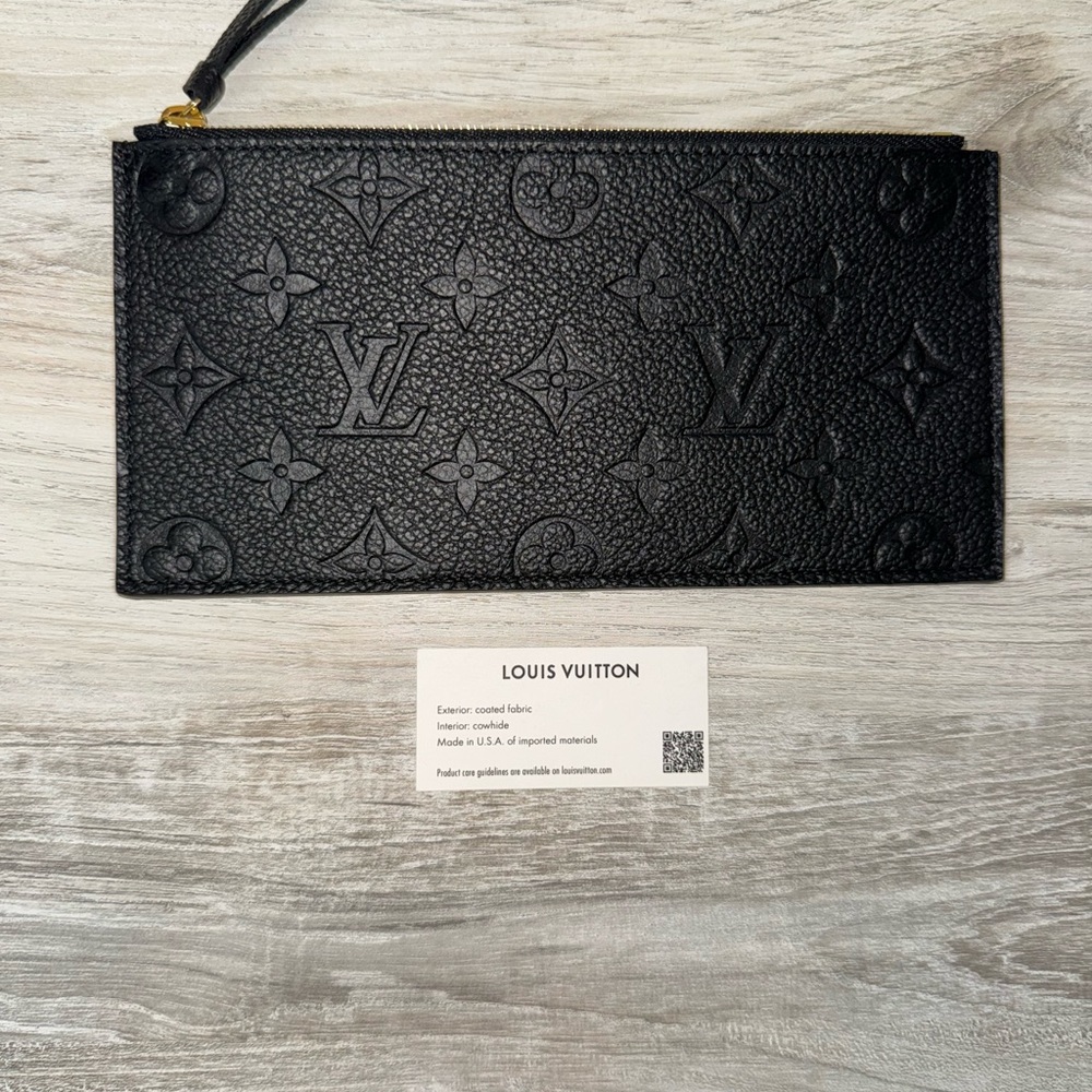 SOLD! Louis Vuitton black leather zippered Felicie pouch insert